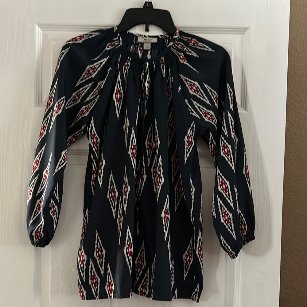 Tucker Black and White Graphic Blouse Relaxed Fit